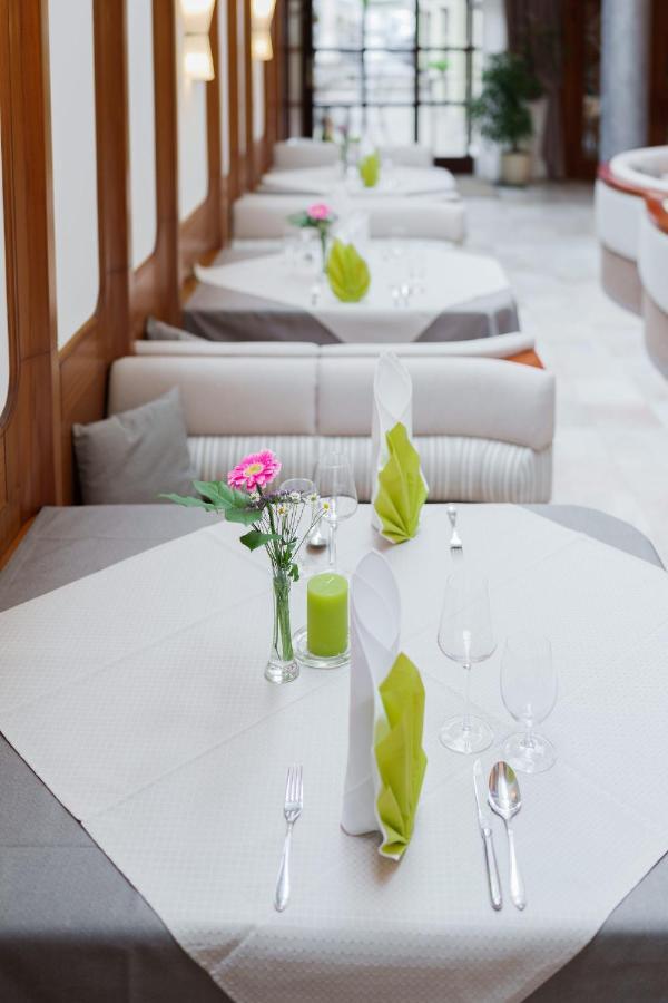 Gasthof-Restaurant Kollar Goebl ดอยช์แลนด์แบร์ก ภายนอก รูปภาพ