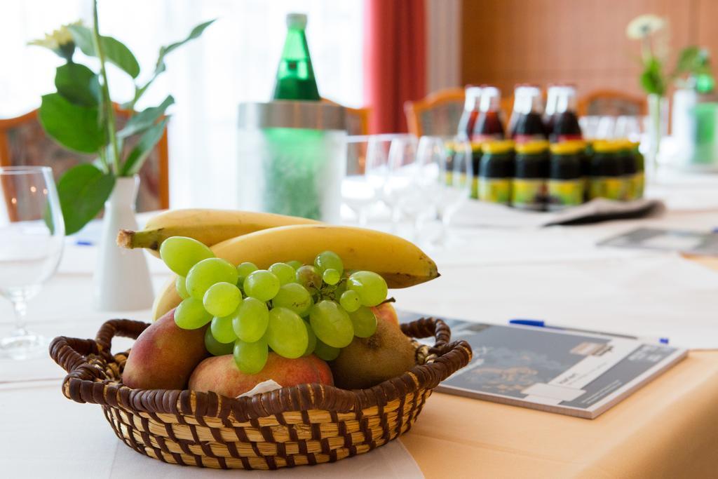 Gasthof-Restaurant Kollar Goebl ดอยช์แลนด์แบร์ก ภายนอก รูปภาพ
