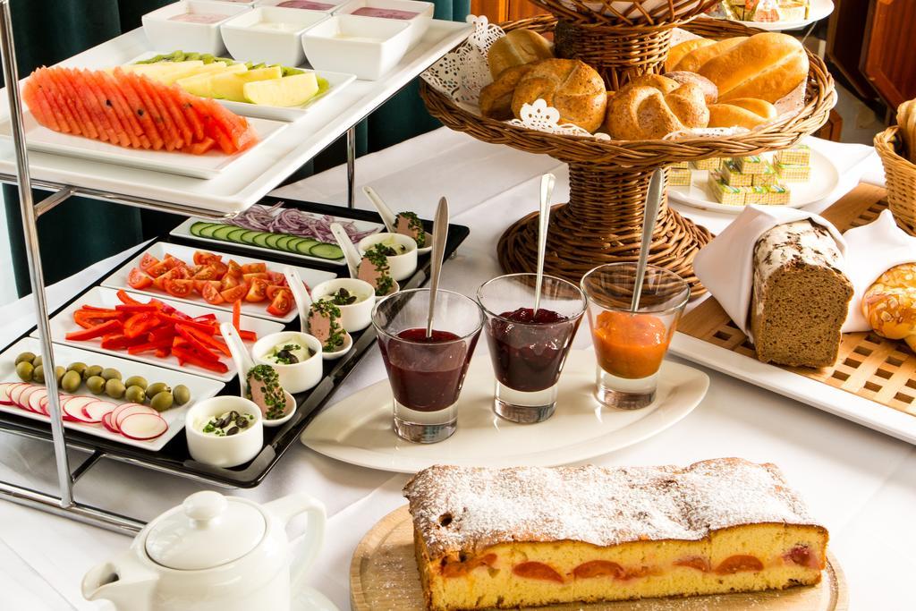 Gasthof-Restaurant Kollar Goebl ดอยช์แลนด์แบร์ก ภายนอก รูปภาพ